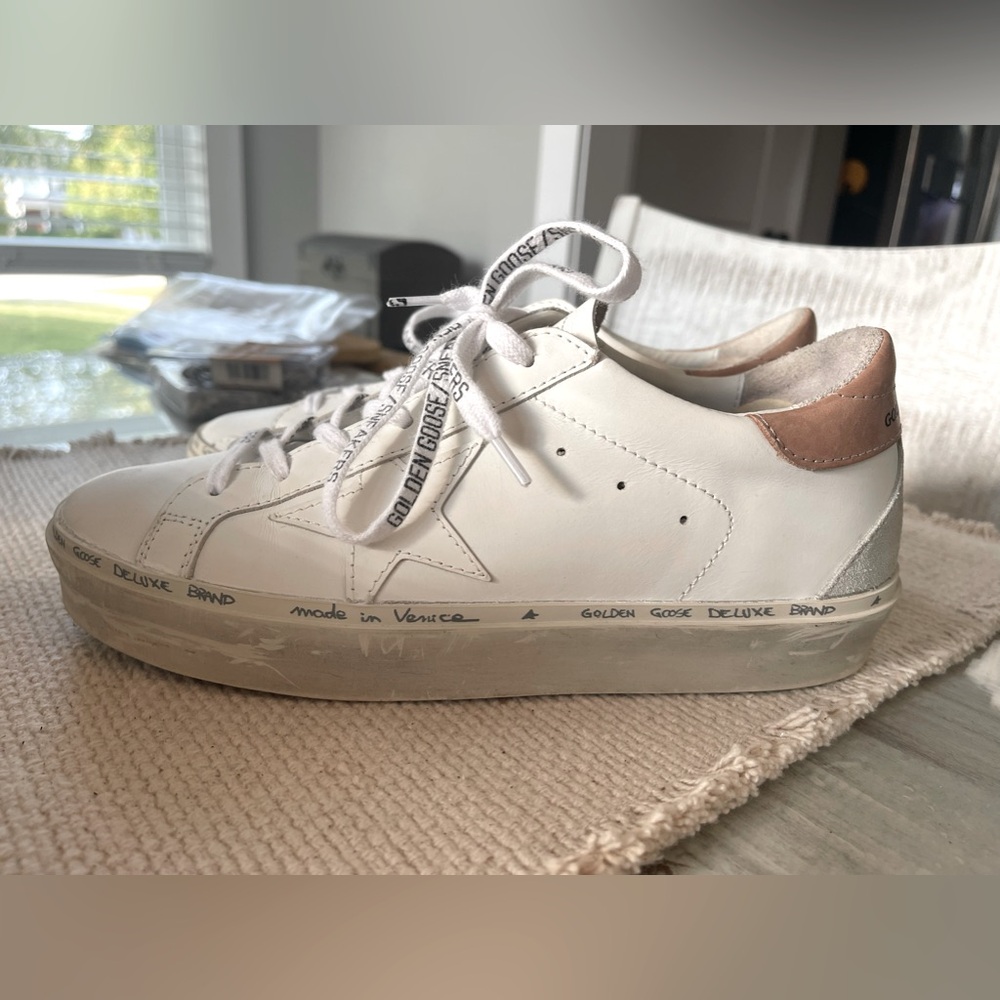GOLDEN GOOSE Hi Star Low-Top Leather Sneaker